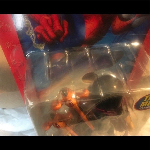 New Toybiz Mysterio Spiderman Action Figure, 2005 - Picture 6 of 7